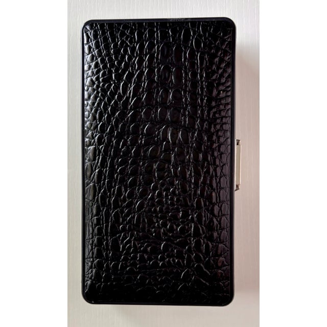 1990s Rostfreier Stahl Gentlemen’s Grooming Tools Kit - Manicure Set & Black Embossed Leather Travel Case / Stainless Steel, Germany For Sale In Dallas - Image 6 of 12