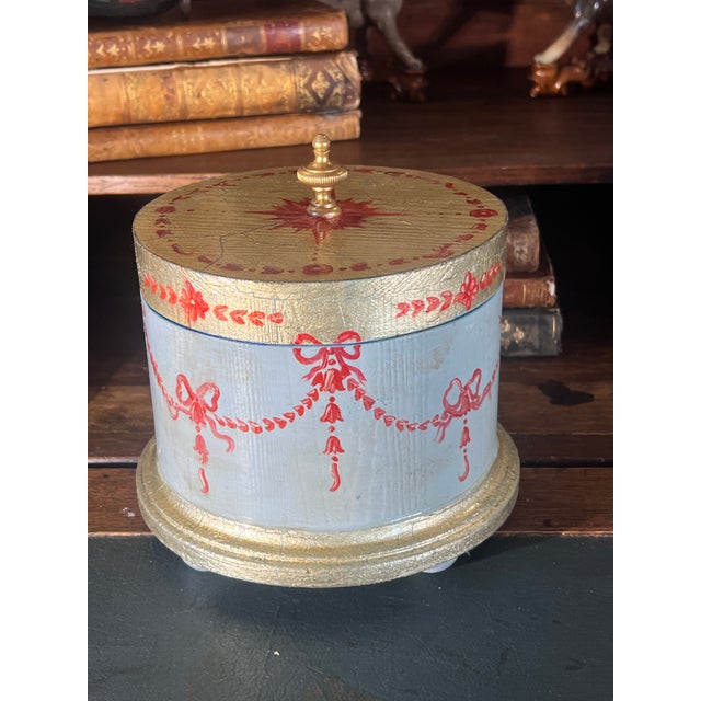 French Round French Louis XVI Style Vintage Handpainted and Gilded Box With Velvet Interior For Sale - Image 3 of 8