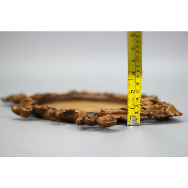 Late 19th Century Carved Walnut Oval Picture Frame, France, 1890s For Sale - Image 18 of 18