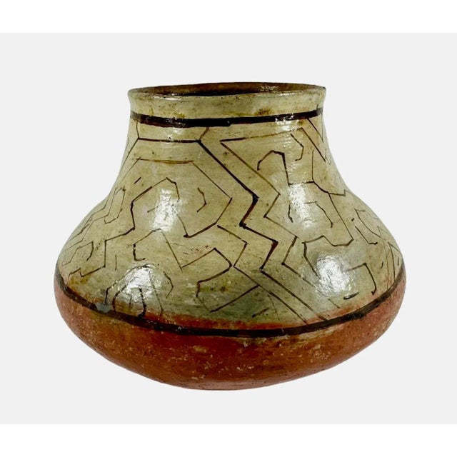Vintage Peruvian Shipibo Tribe Amazon Rain Forest People Pottery Bowl For Sale - Image 4 of 5