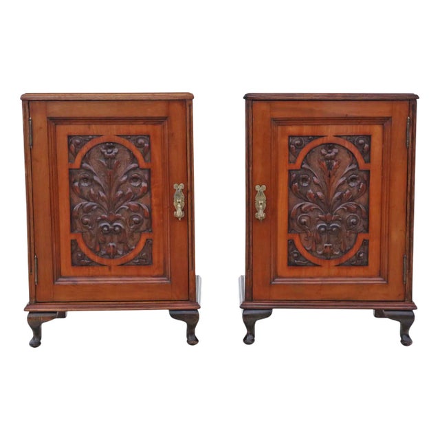 Antique Carved Walnut Bedside Tables, 1890s, Set of 2 For Sale