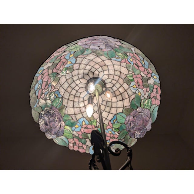 Tiffany-Style Floor Lamp in Metal For Sale - Image 18 of 18