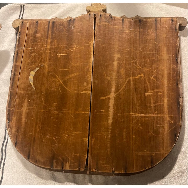 18th–Early 19th Century French Hand-Carved Wood Mirror Frame With Neoclassical Crest, Circa 1780–1820 For Sale - Image 10 of 11