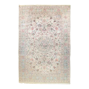 1980s Vintage Silk Medallion Floral Design Beige Gray Green Hand Knotted Pile Rug - 6’ X 9’