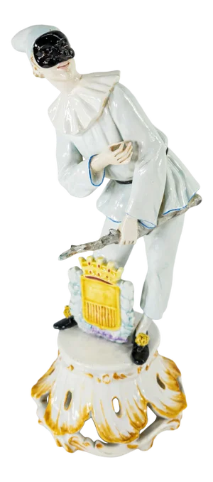 Early 20th Century Italian Capodimonte Neapolitan Porcelain Venetian Figure