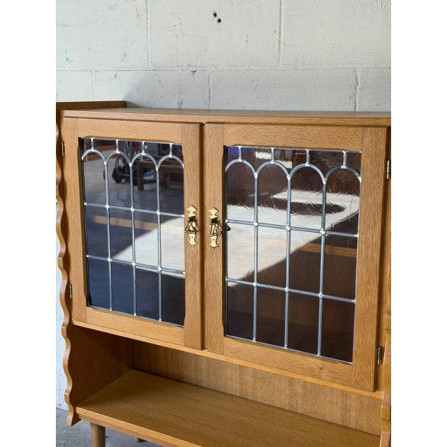 Licentia Møbler Oak Glass Bookcase With Scalloped Edges Danish Mid-Century Modern 1970s For Sale - Image 9 of 11