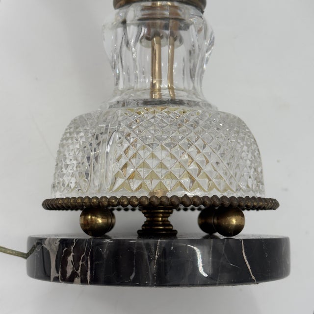 Vintage Hollywood Regency Cut Glass Brass Table Lamp Black Marble Base For Sale - Image 4 of 10