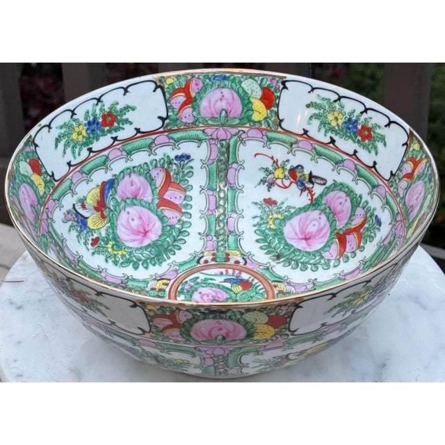 Vintage Famille Rose Chinese Decorative Bowl For Sale - Image 13 of 18