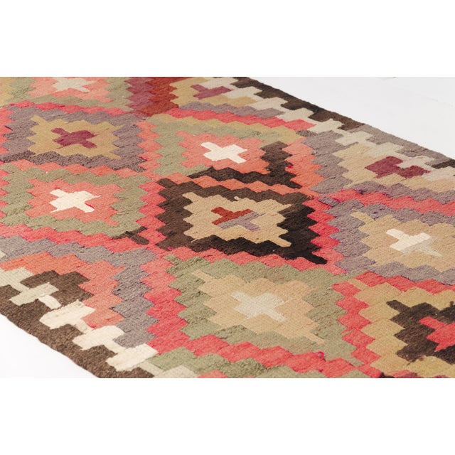 1960s Vintage Triple Medallion Kilim Rug For Sale - Image 5 of 10