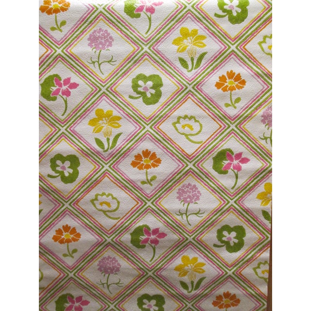 Vintage 1970s Mid-century modern floral diamond pattern vinyl wallcovering. Made in Chicago USA by Smithsonian Museum...