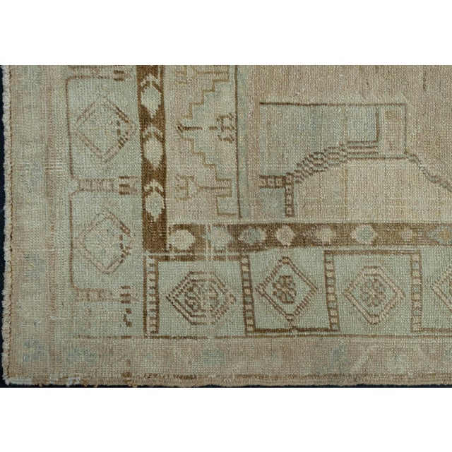 Turkish Vintage Runner Rug 4'5" x 8'7" #17113 For Sale - Image 4 of 8