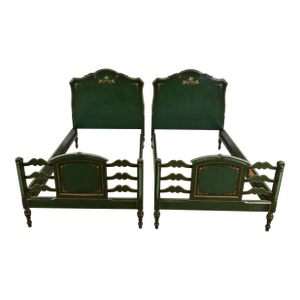 Stickley Brothers Antique Early American Country Cottage Green Lacquered Floral Painted Twin Beds, Circa 1920s