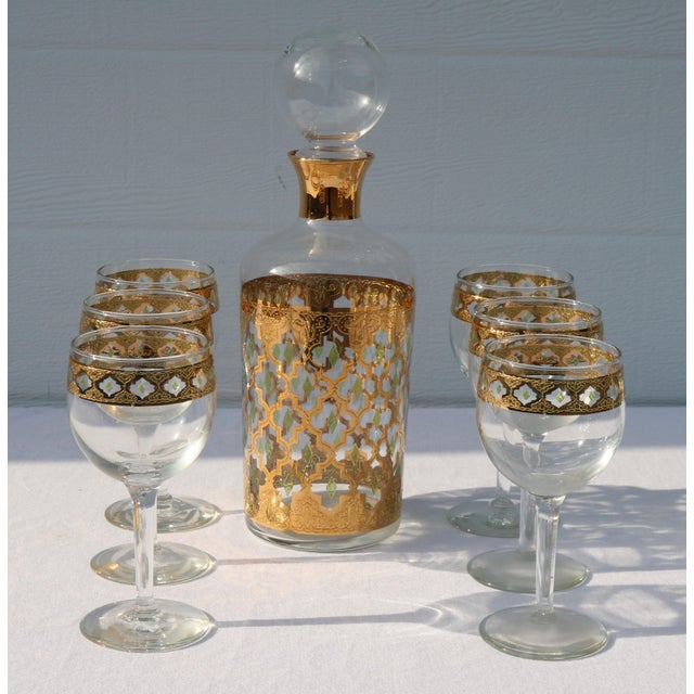 Culver Ltd. 1960's Culver Valencia 22k Gold Green Diamond Decanter, Stopper and 6 Wine Glasses For Sale - Image 4 of 8