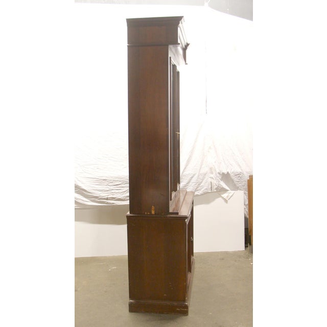 Traditional Mid 20th Century Traditional Wooden China Cabinet For Sale - Image 3 of 8