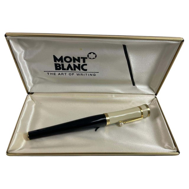 Montblanc Greta Garbo Special Edition Ballpoint Pen with Akoya Pearl, Germany For Sale - Image 9 of 16