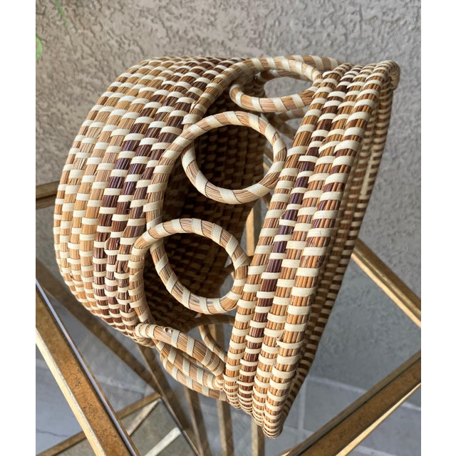 Late 20th-Century Sweetgrass Gullah-Style O-Looped Cachepot Basket For Sale - Image 15 of 18