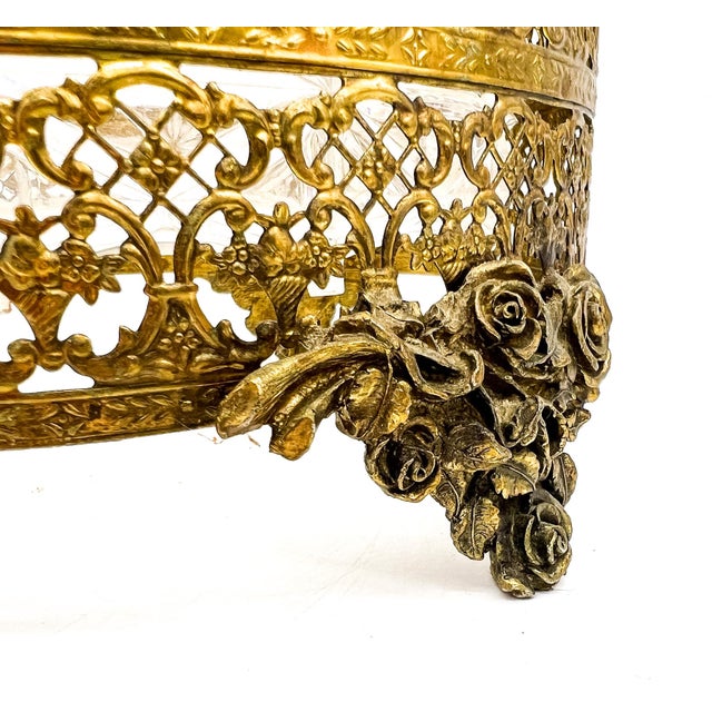 Vintage Brass Filigree Wastebasket With Rose Motif & Acrylic Liner – Hollywood Regency / Romantic For Sale - Image 13 of 14