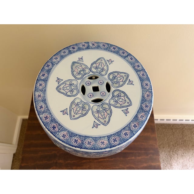 Chinoiserie Floral Blue, White, and Pink Porcelain Garden Stool or Side Table For Sale - Image 4 of 7