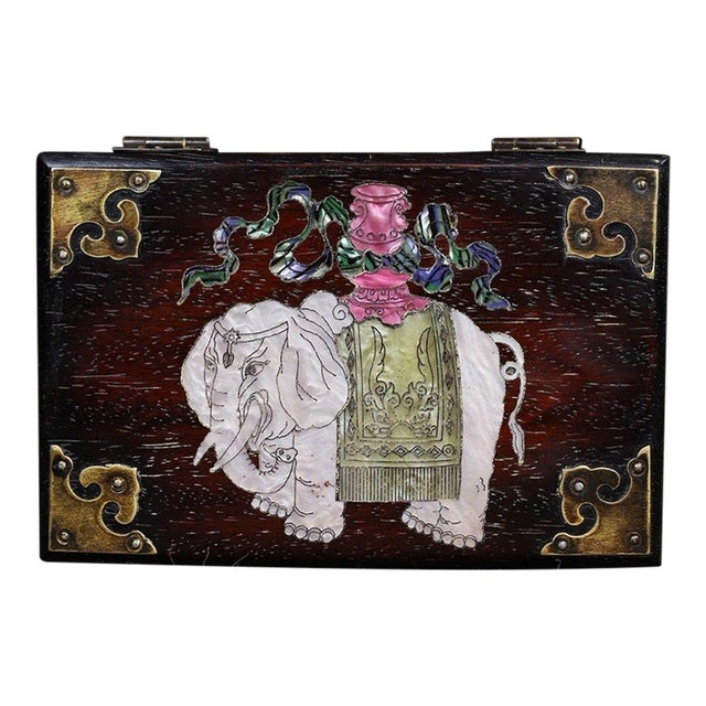 Vintage Sandalwood Jewelry Box With Mother-of-Pearl Elephant Inlay For Sale