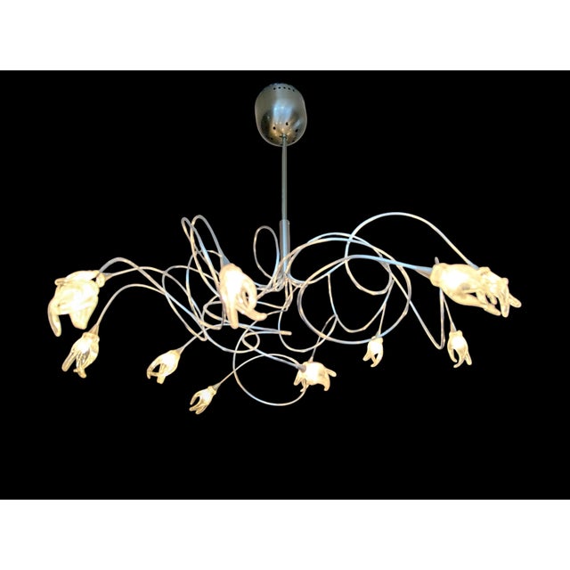 This is a very simple and light weight design presented by Harco Loor and called Breezy. It is described as an ethereal...