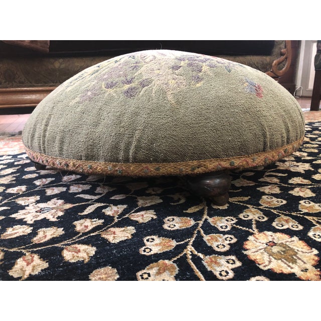 Victorian VTG Victorian Floral Pale Green Pouf / Rolling Footstool / Kneestool Fireplace Cushion 27" Round For Sale - Image 3 of 7