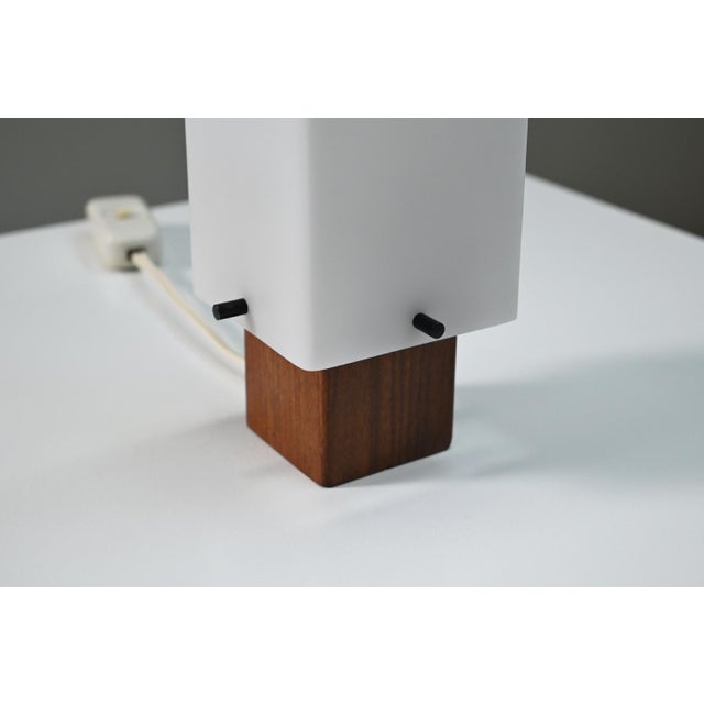 1960s Vintage Table Lamp from Alfaplex Milano, Italy, 1960s For Sale - Image 5 of 9