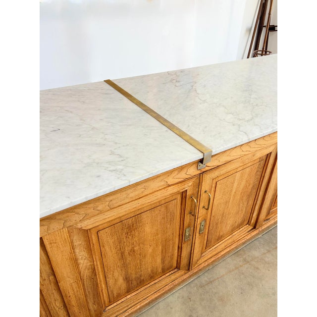 Double-Sided Pharmacy Counter in Marble and Chestnut Wood, 1900 For Sale - Image 4 of 18