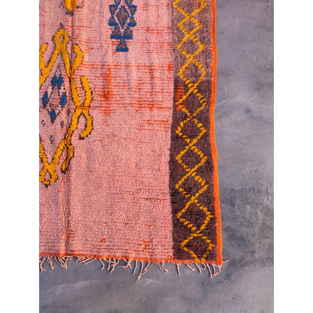 1980s Moroccan Handmade Rug - 4'9" X 9'3" Ft For Sale - Image 5 of 9