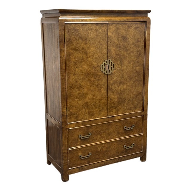 Circa 1970's Raymond Sobota for Century Furniture Chin Hua Collection Asian Chinoiserie Gentleman's Chest For Sale