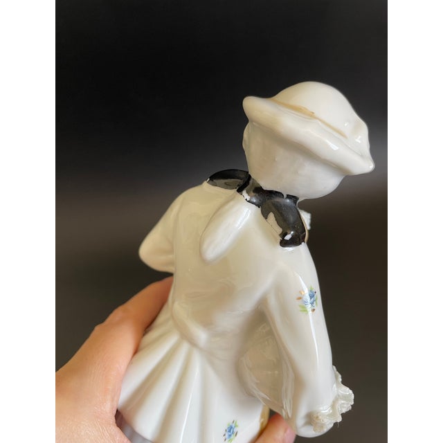 Vintage Colonial Man Porcelain Figurine For Sale - Image 11 of 12