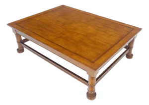 Large 44x60 Rectangle Turned Legs English Style Coffee Table MINT