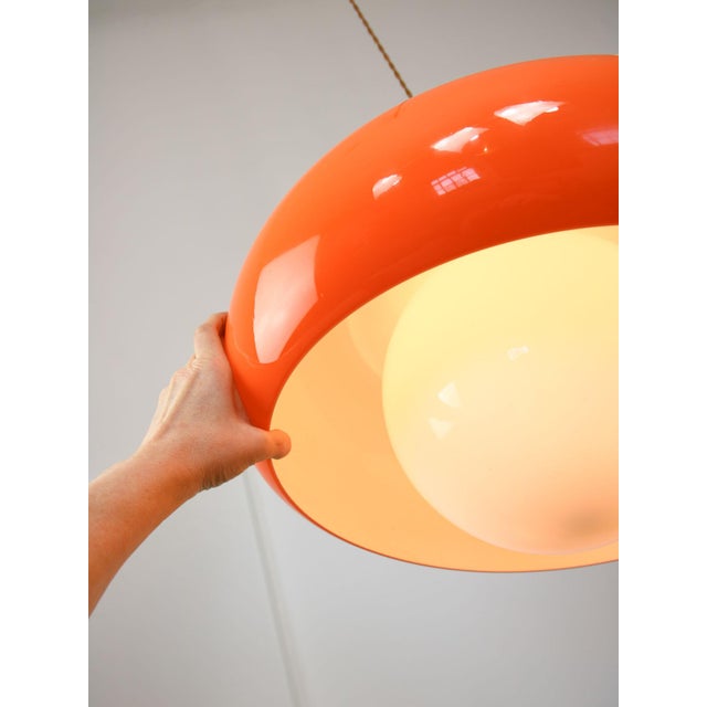 Guzzini Large Space Age Orange Best Pendant from Guzzini, 1970s For Sale - Image 4 of 18
