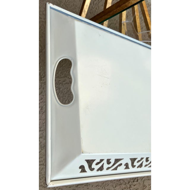 Ivory Mid 20th-Century Elegant & Nicely-Sized Reticulated Border Tôleware Two-Handled Tray For Sale - Image 8 of 12