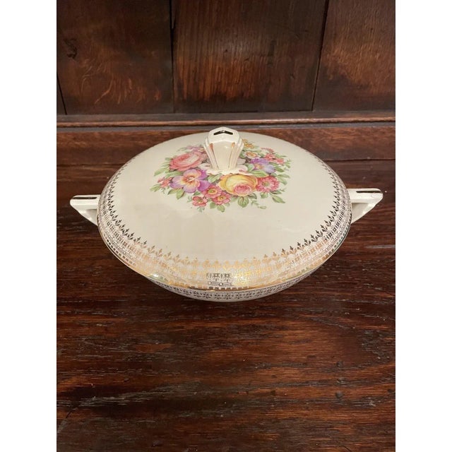 French Mid 20th Century 22 Karat Covered Serving Bowl For Sale - Image 3 of 10