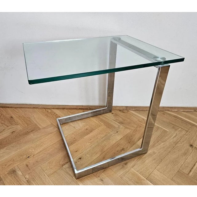 1980s Mid-Century Cantilevered Glass & Chrome Side Coffee Table Gebra, 1980s For Sale - Image 5 of 17