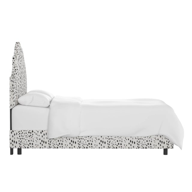 Spritely Home Halsted Bed in Ink Linen Leopard, California King For Sale - Image 4 of 6