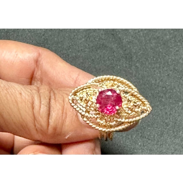 2 Carat Treated Round Ruby 14 Karat Yellow Gold Cocktail Ring, Vintage For Sale - Image 18 of 18