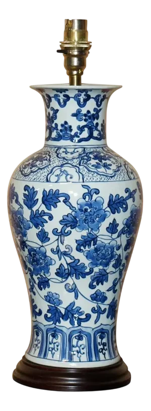 Large Chinese Porcelain Table Lamp