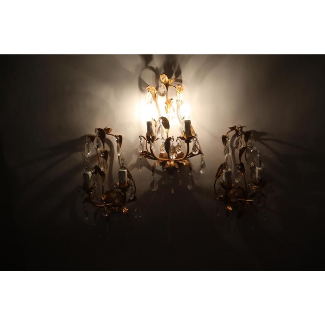 Venetian Hollywood Regency Gilt Crystal Wall Lights, Italy, 1970s, Set of 3 For Sale - Image 16 of 18