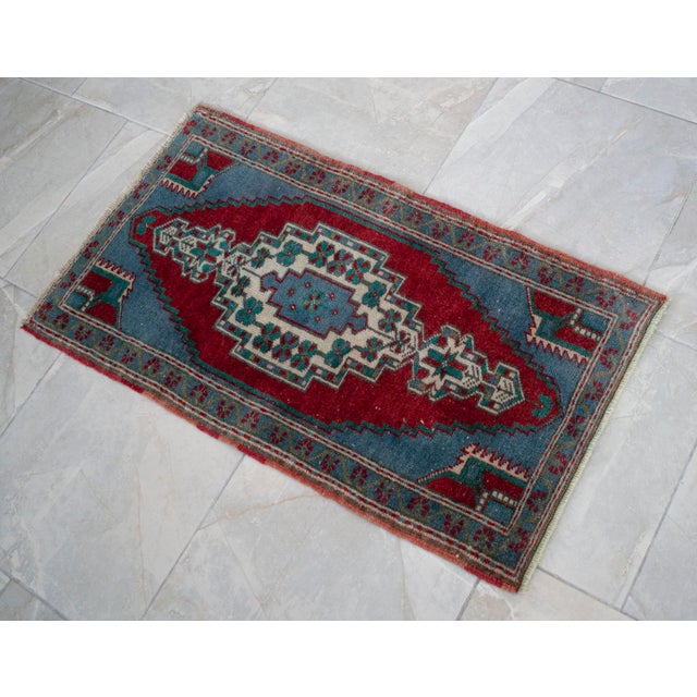 1960s Entryway Decor Small Turkish Rug Hand Knotted Bath Rug Kitchen Mat Bedside Accent - 21' X 37'' For Sale - Image 9 of 12