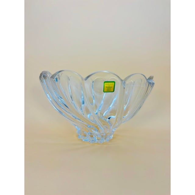 Contemporary Marquis by Waterford Crystal Twisted Petal Centerpiece Bowl For Sale - Image 3 of 10