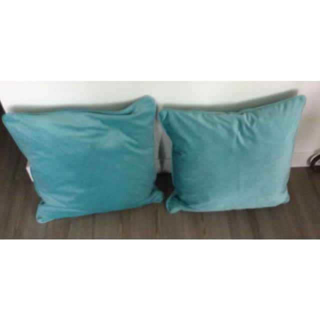 Contemporary Italian Velvet Mint Green Pillows - a Pair For Sale In Orlando - Image 6 of 6