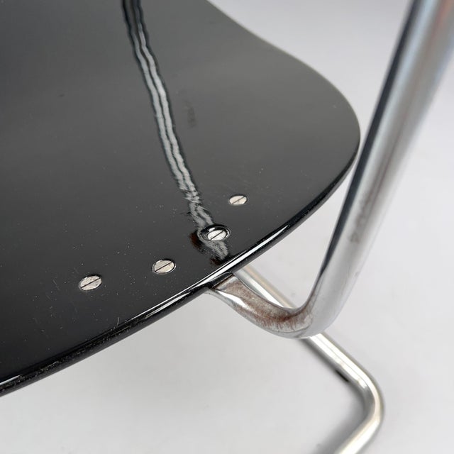 Wood Model H-128 Black Steel Tube Cantilever Chair by Jindrich Halabala for Up Závody, 1930s For Sale - Image 7 of 15