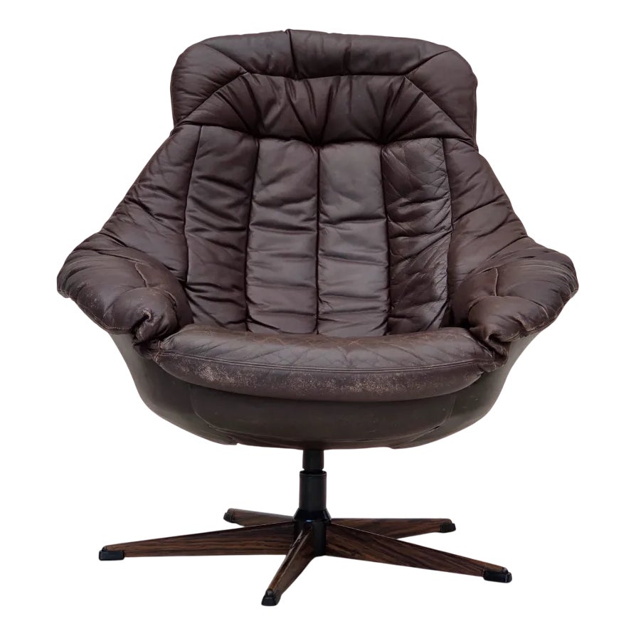 Danish Swivel Chair Model Silhouette by H.W.klein for Bramin