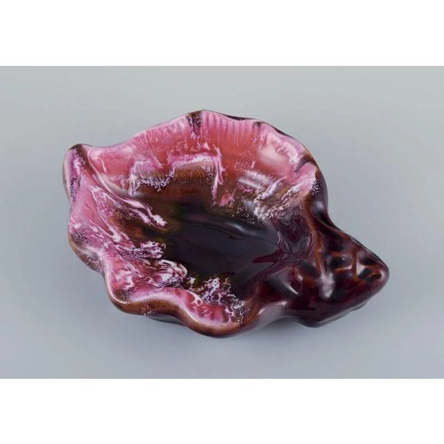 Shell-Shaped Stoneware Bowl from Vallauris, France, 1960s-1970s For Sale - Image 3 of 9