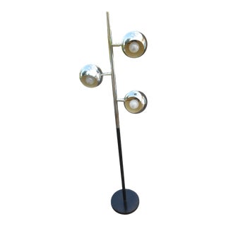 Vintage Mid-Century Modern Atomic Space Age Chrome 3 Ball Floor Lamp For Sale