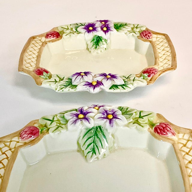 1990s Hollywood Regency Fitz & Floyd Spring Flora Butter Dishes - A Pair - Easter. For Sale - Image 9 of 10
