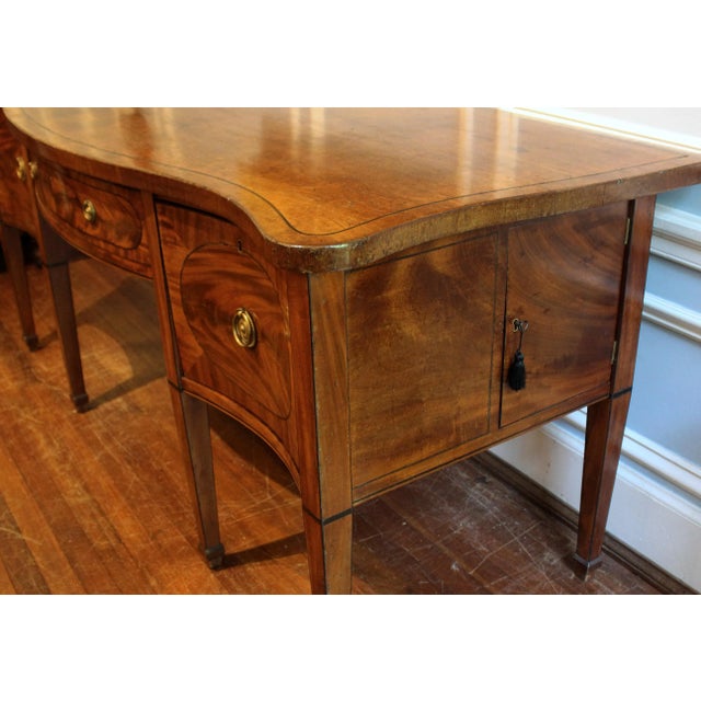 English Late 18th to Early 19th Century English Serpentine Form Sideboard For Sale - Image 3 of 7