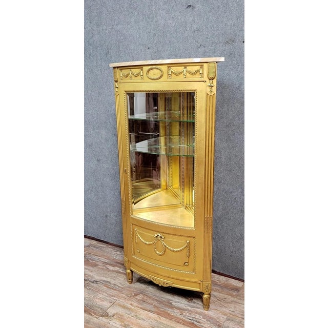 Louis XVI Style Corner Display Bookcase in Gilt Wood, 1880-1900 For Sale - Image 5 of 9