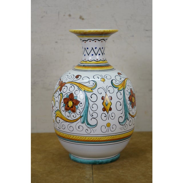 Late 20th Century Italian Deruta Raffaellesco Custom Made Porcelain Serpent Dragon Vase 8" For Sale - Image 5 of 12